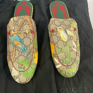 Authentic Gucci loafers size 40
